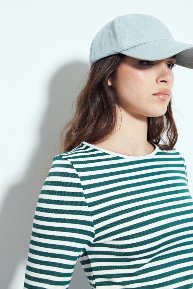 REMERA ORLANDO Verde Ingles