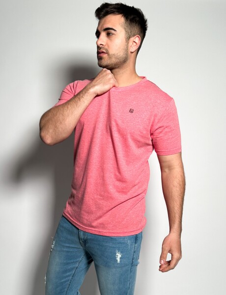 Remera lisa escote V Vex Coral