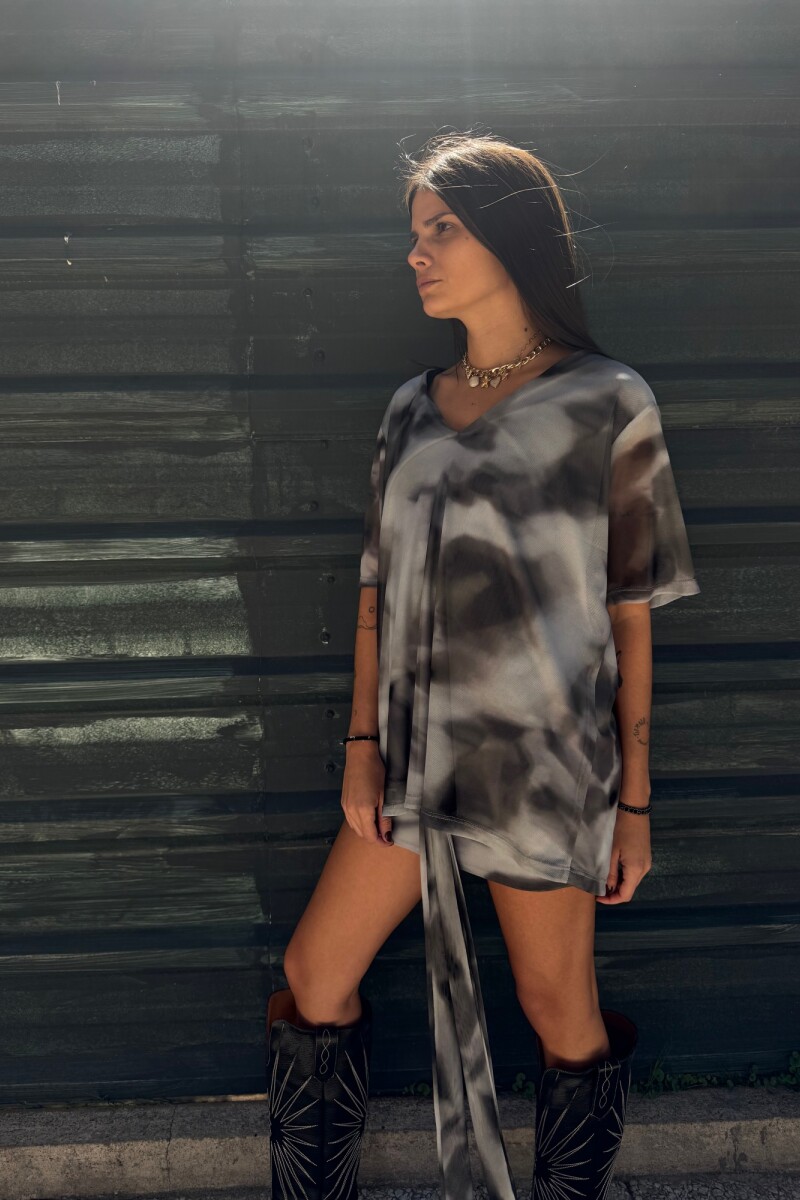 Remera Vavi GRIS