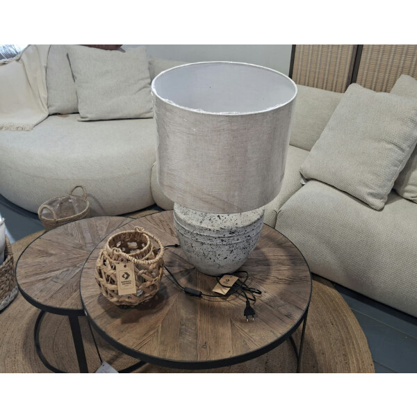 Lampara de mesa Toba Lampara de mesa Toba
