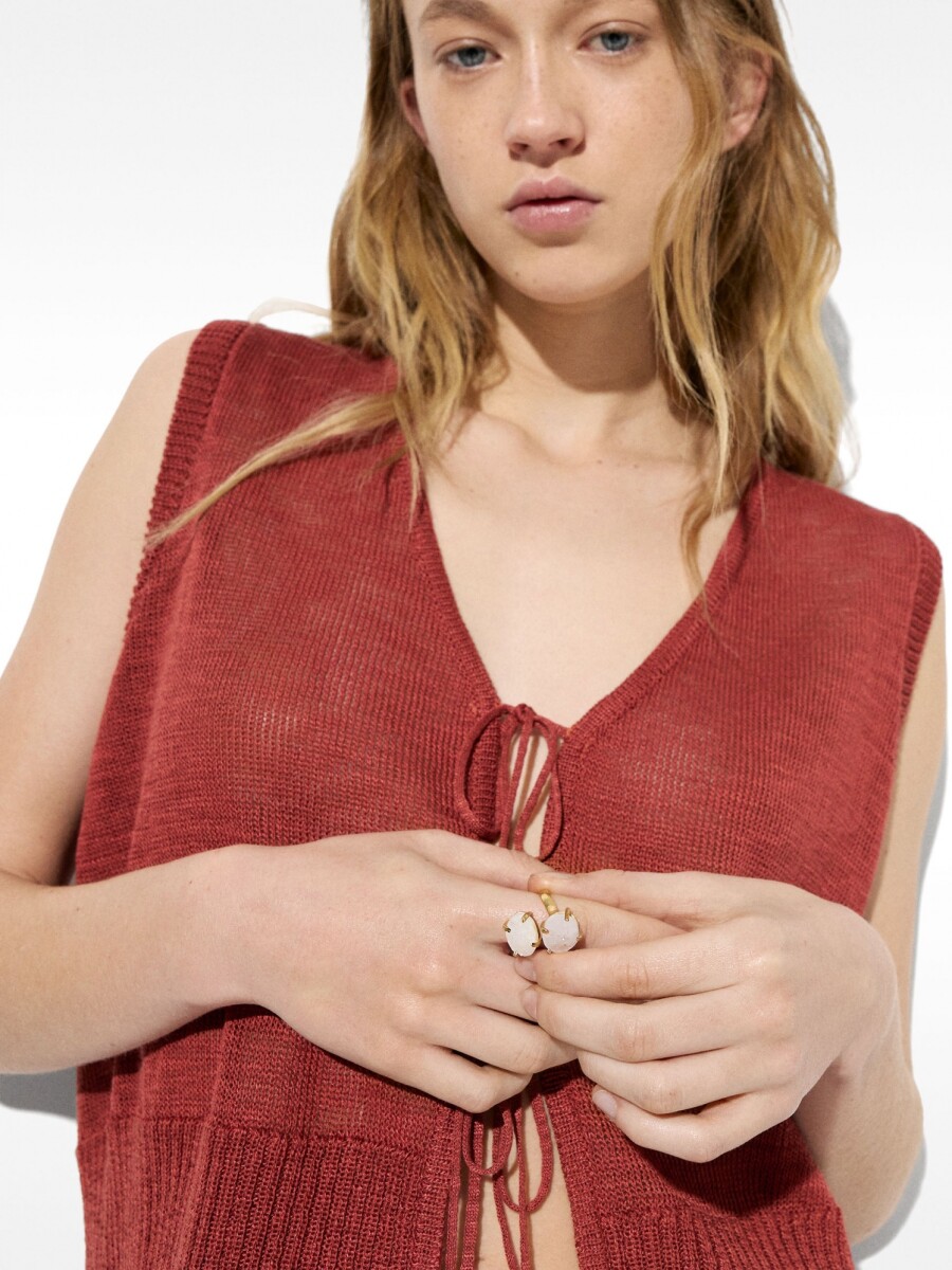Anillo Cruzado Con Piedras rosa