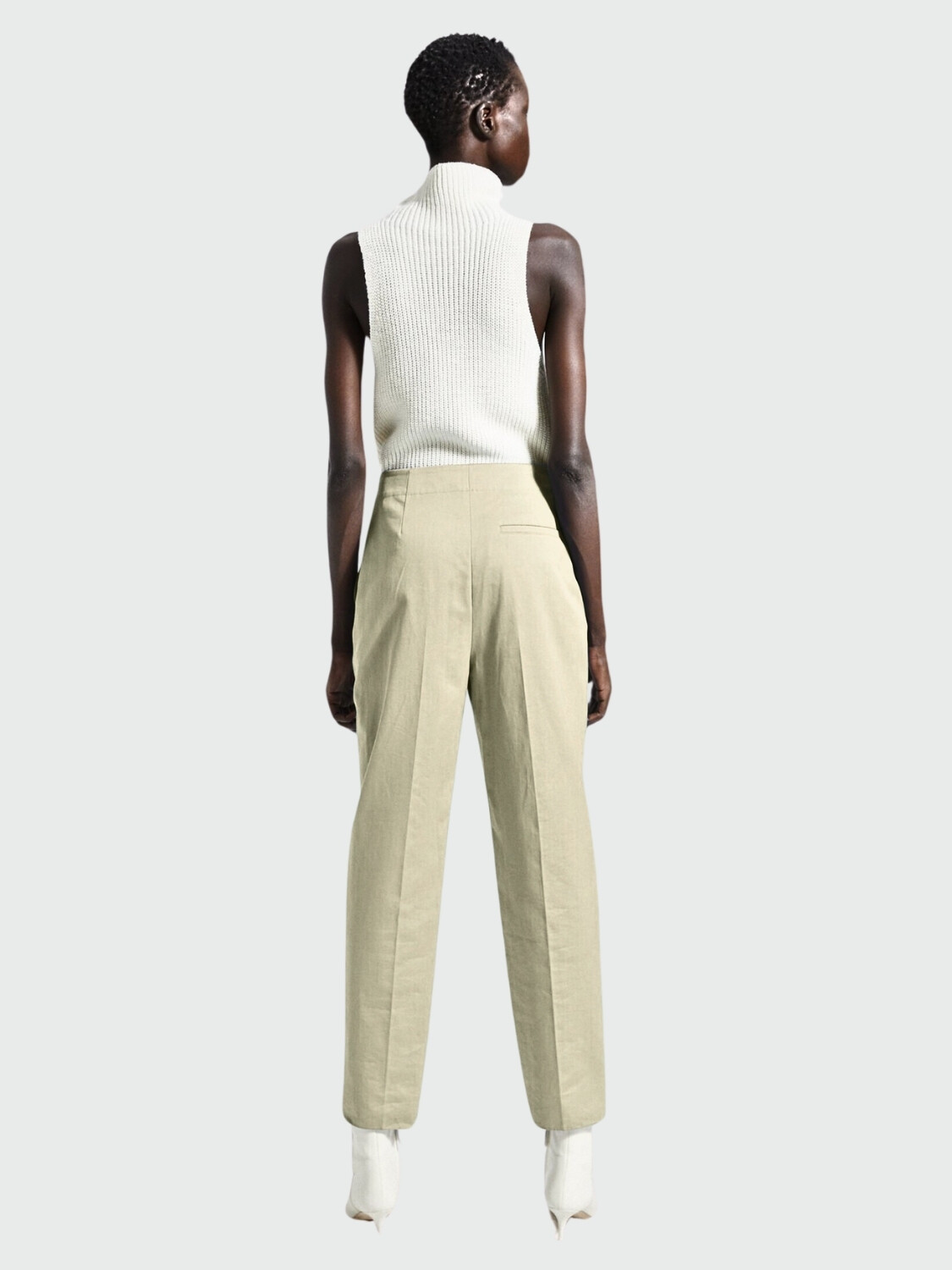Pantalón clásico con bolsillos, Theory Marfil