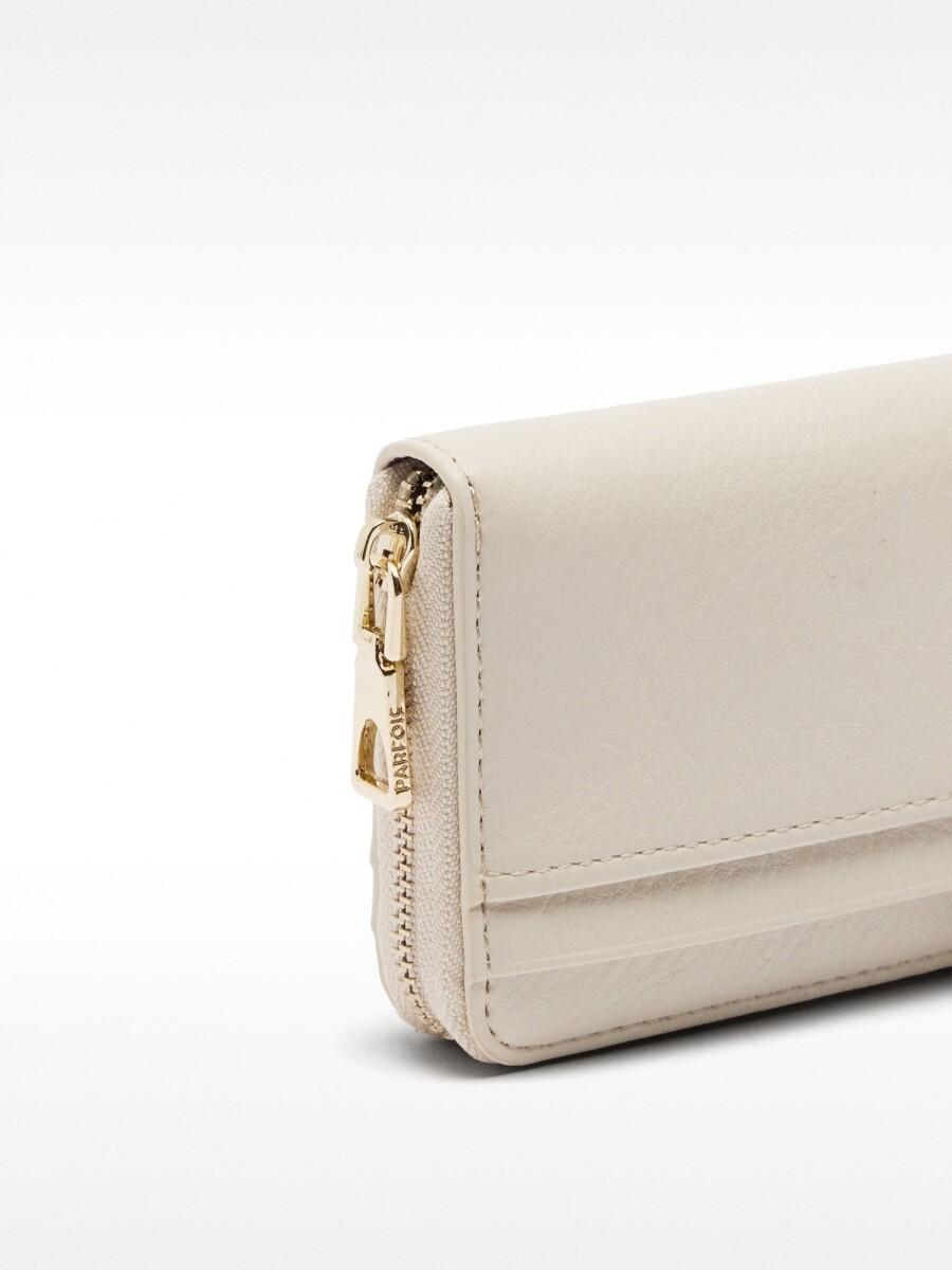 Cartera Básica Con Textura crudo