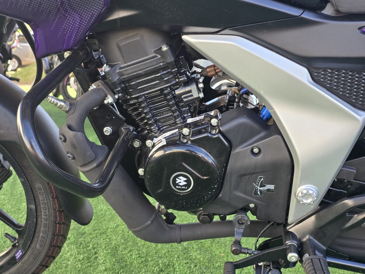 Bajaj Pulsar N125 FI BLK 124 | Permuta / Financia Bajaj Pulsar N125 FI BLK 124 | Permuta / Financia