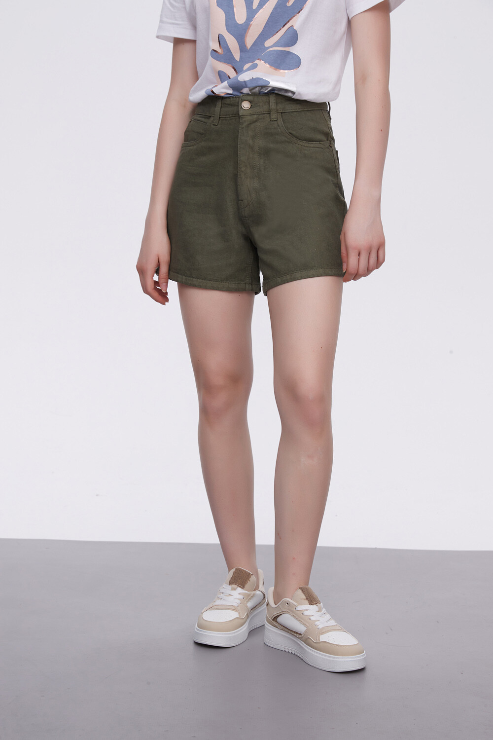 Short Karime Verde Oliva Oscuro