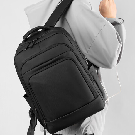 MOCHILA URBANA CON COMPARTIMIENTOS IDEAL PARA TRABAJO Y ESTUDIO MOCHILA URBANA CON COMPARTIMIENTOS IDEAL PARA TRABAJO Y ESTUDIO