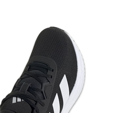 CHAMPION 6-12 BK/WHT/CAR