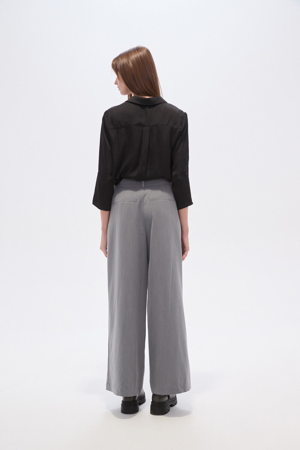 Pantalon Zelvia Gris Medio