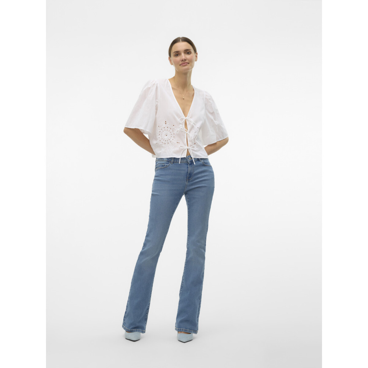 VMELLY MR FLARED JEANS BLUE - Medium Blue Denim 