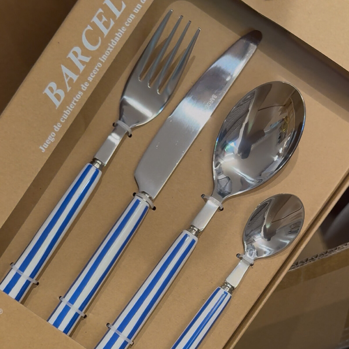 Cubiertos Rayas l azules 