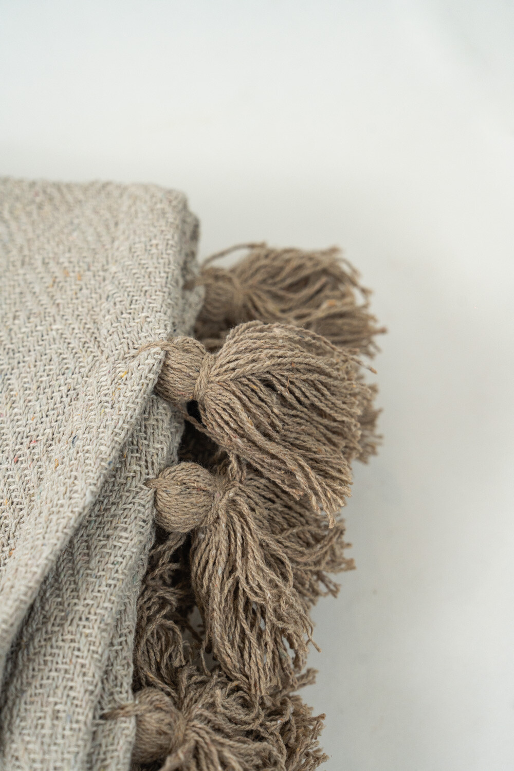 Manta Borlas Beige