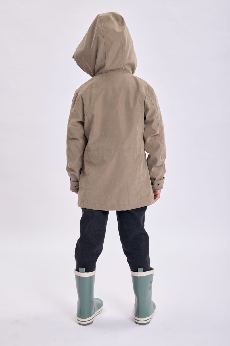 Campera parka liviana Verde