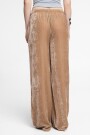 PANTALÓN RELAXED FIT EN VELVET Beige