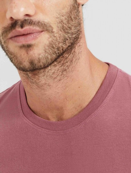 CAMISETAS BÁSICAS REGULAR WORLD ROSA