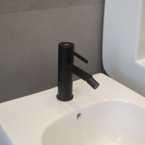 GRIFERIA FRONTAL DE BIDET MONOCOMANDO NEGRO NOKEN ROUND NEGRO