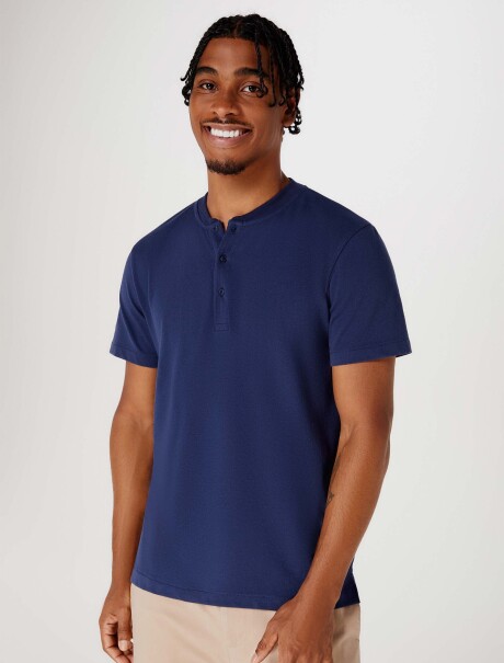 CAMISETA DE CUELLO CON TEXTURA AZUL