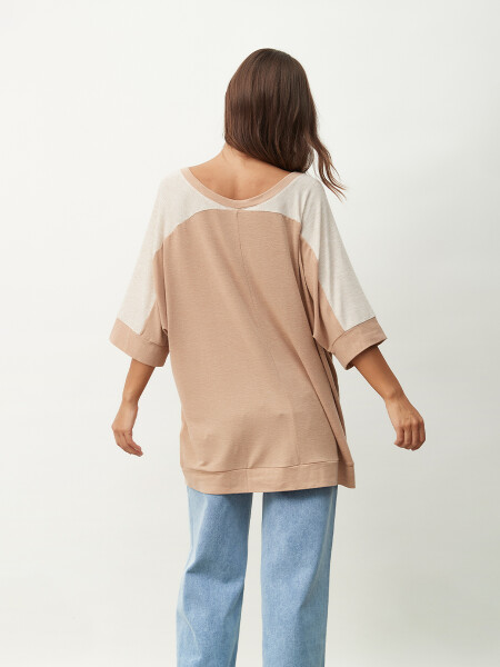 REMERA LEONOR BEIGE