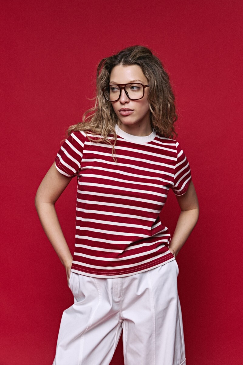 REMERA RENE Rojo