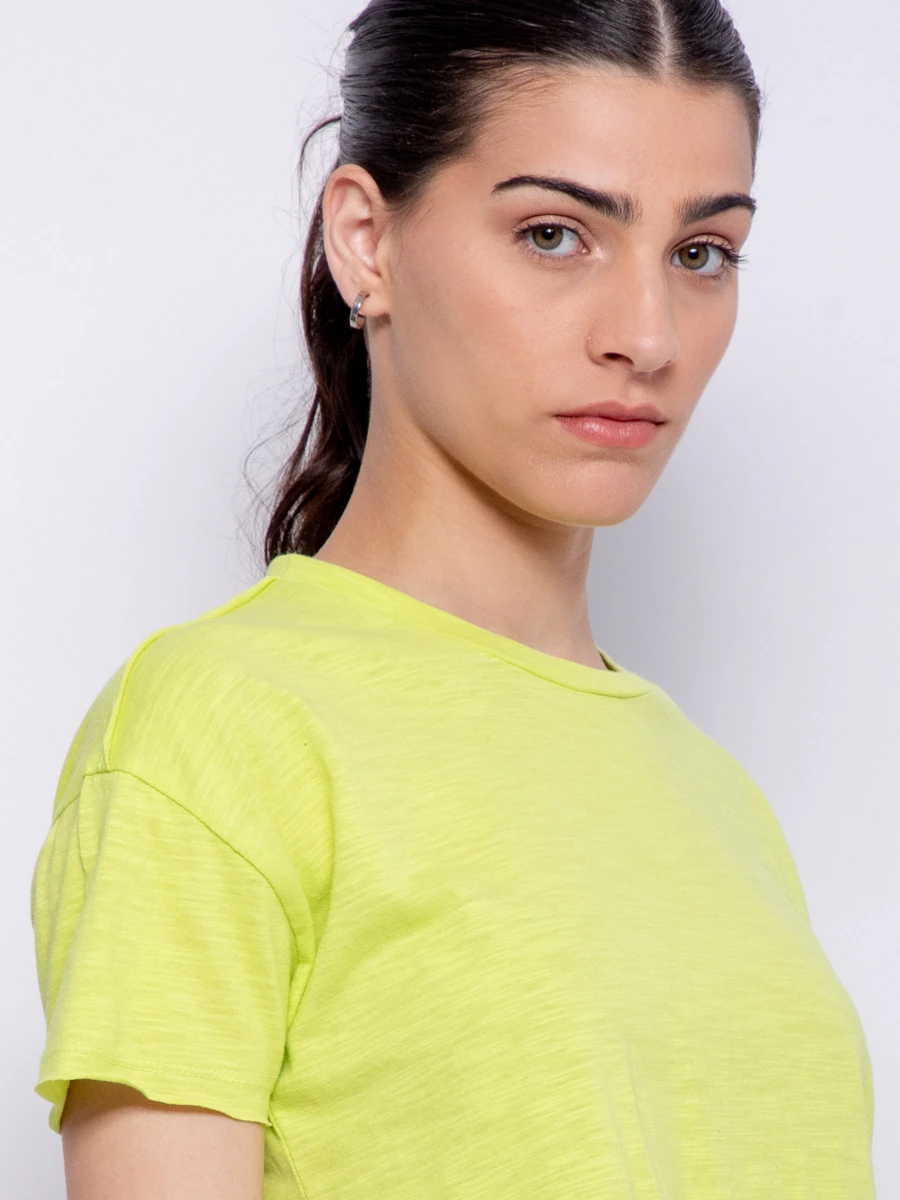 REMERA RANIA 