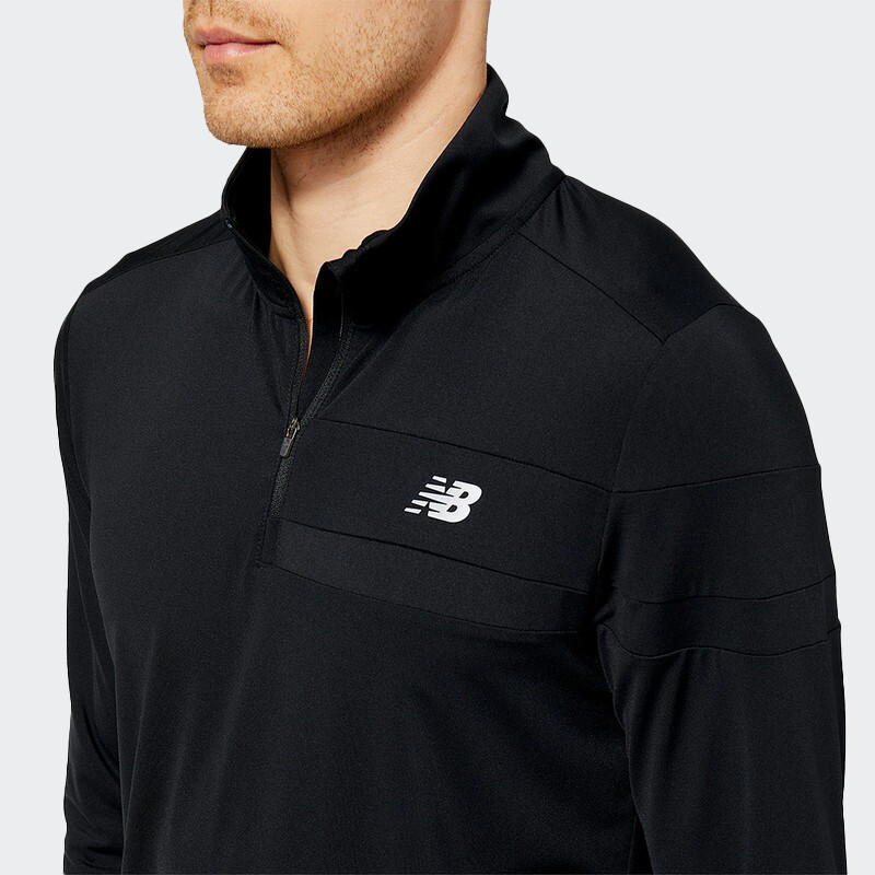 Remera New Balance Accelerate Negro