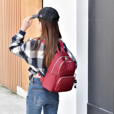 Mochila con llavero para dama Bordó