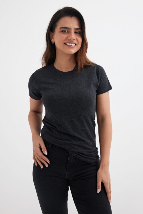 Remera básica GRIS OSCURO