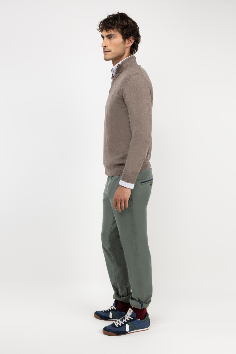 Sweater Medio Cierre Topo