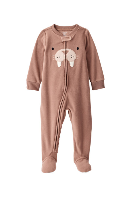 Pijama una pieza de micropolar, con pie, estampa morsa Pijama una pieza de micropolar, con pie, estampa morsa