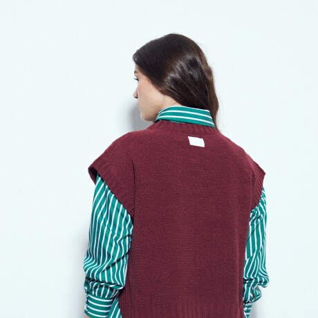 CHALECO ALCALA Bordó Merlot