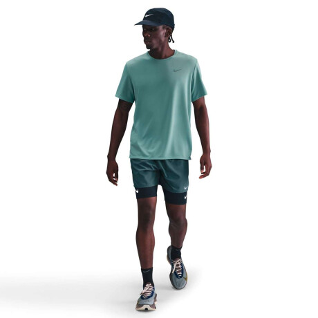 Remera Nike Dri-Fit Uv Miler Manga Corta de Hombre Multicolor