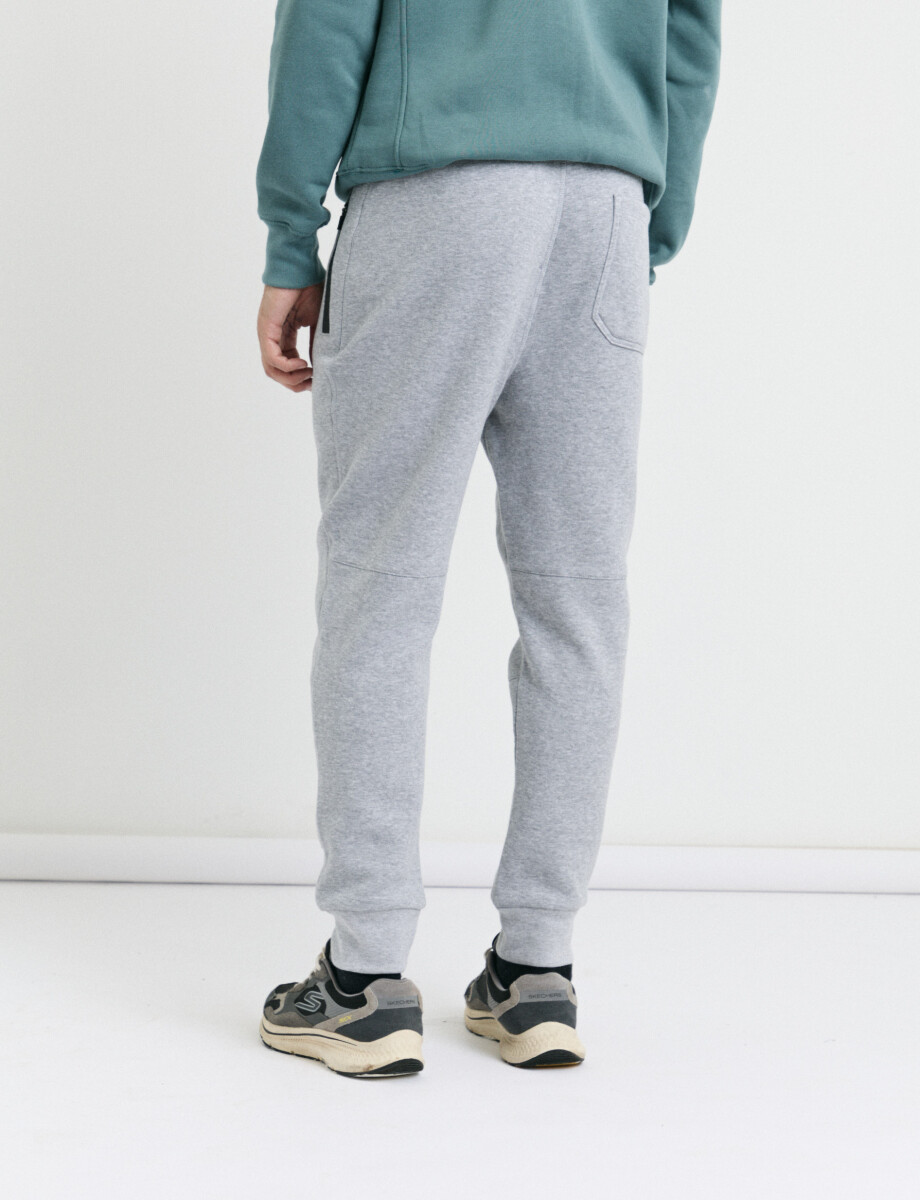 080910 PANTALÓN JOGGING Gris