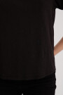 REMERA MC ESTELA Negro