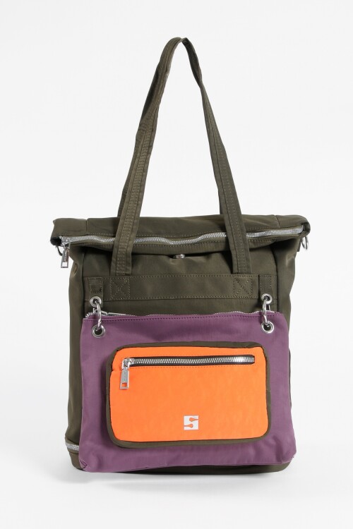 Mochila shopper con bolsillo removible verde
