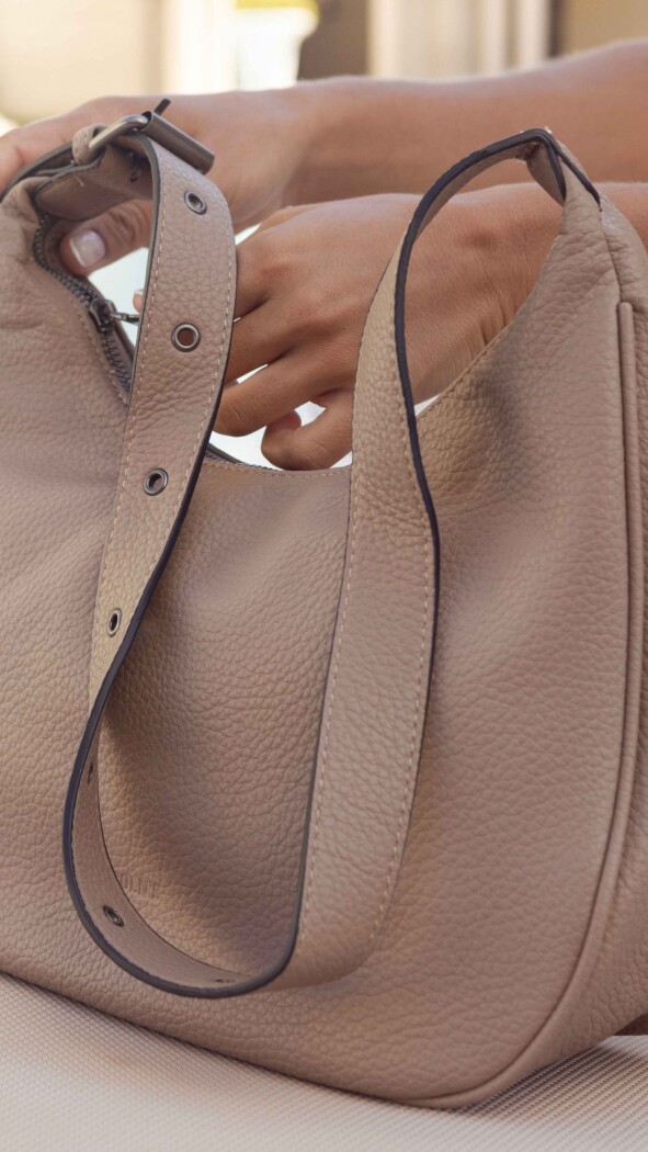 CARTERA GREESE VISON