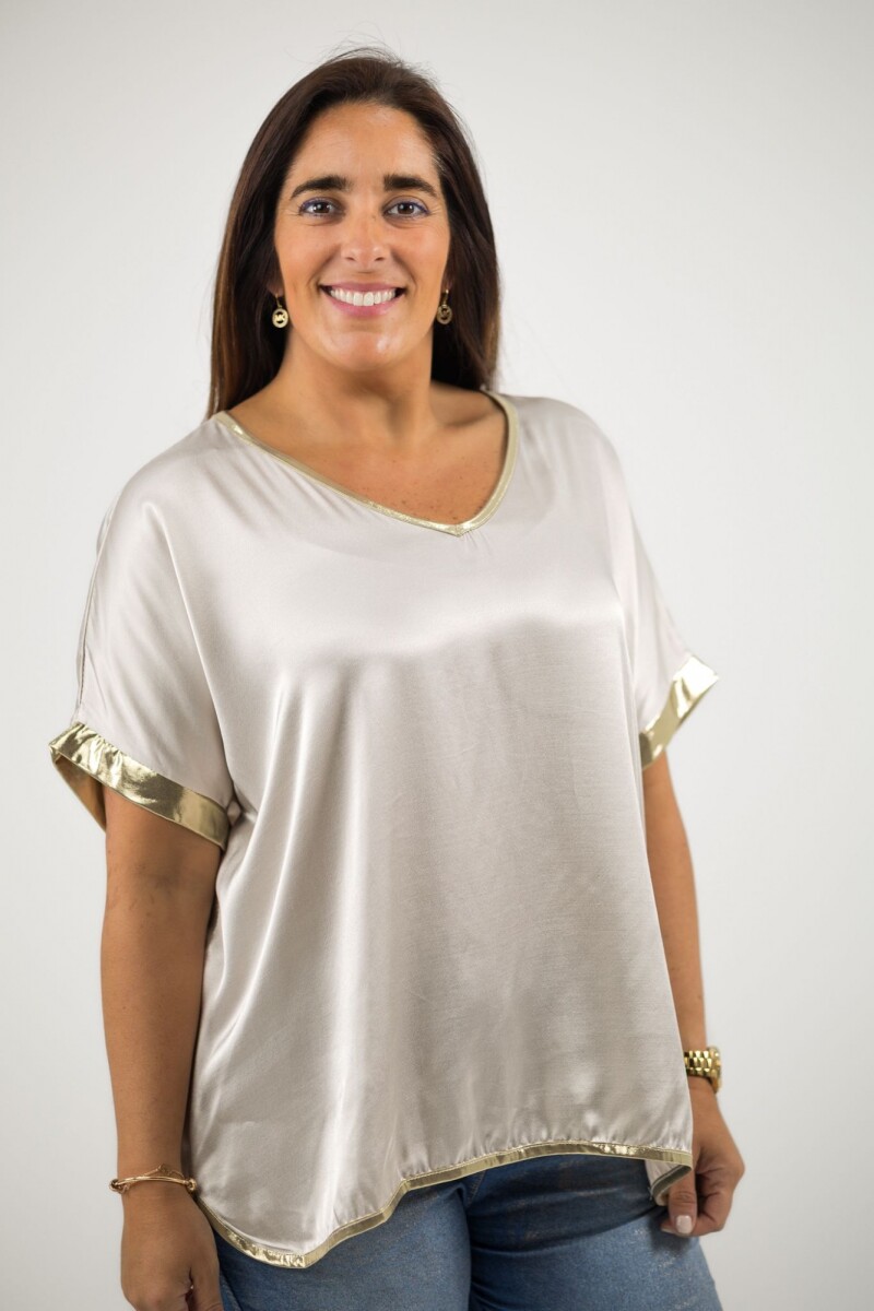 Blusa de seda lisa 