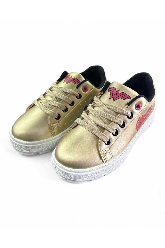 CALZADO DEPORTIVO NIÑA CON PLATAFORMA WONDER WOMAN Dorado