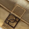 Cartera al hombro Signature en cuero graneado metalizado Metalizado