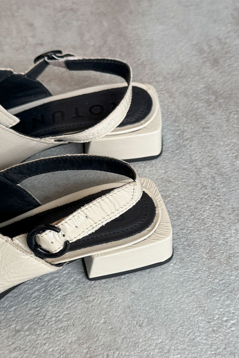 Sirna Off White