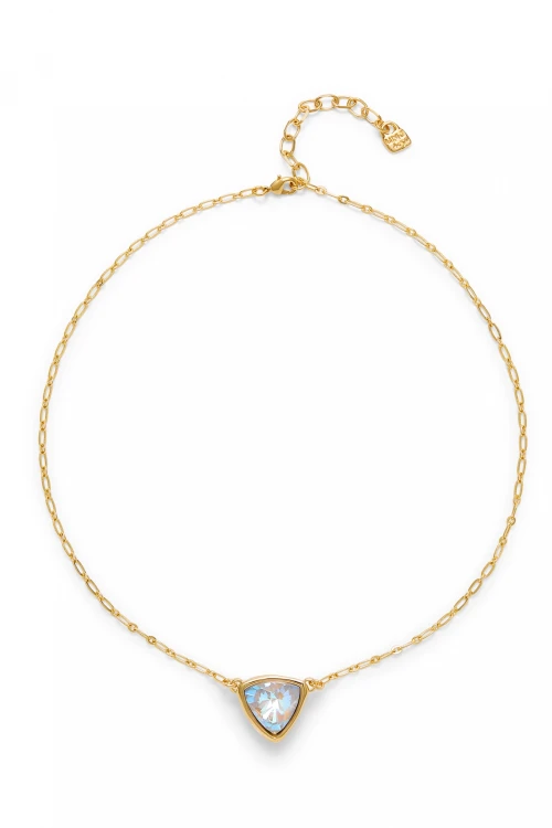 COLGANTE DE ALEACION DE METALES BAÑADO EN ORO 18K DE ESLABONES CON TRIANGULO CON CRISTAL MULTICOLOR Colgante