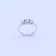 Anillo 18 k blanco con 3 brillantes engrace 4 puntas. Anillo 18 k blanco con 3 brillantes engrace 4 puntas.