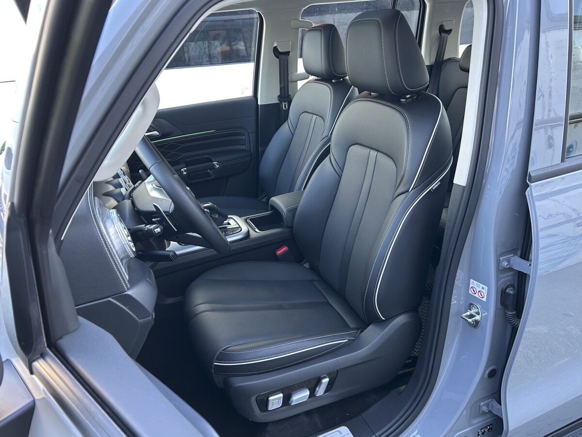 GWM Tank 300 HEV 2.0 2026 0KM | Permuta / Financia GWM Tank 300 HEV 2.0 2026 0KM | Permuta / Financia