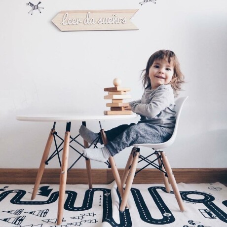 Silla Eames Kids Blanca 001