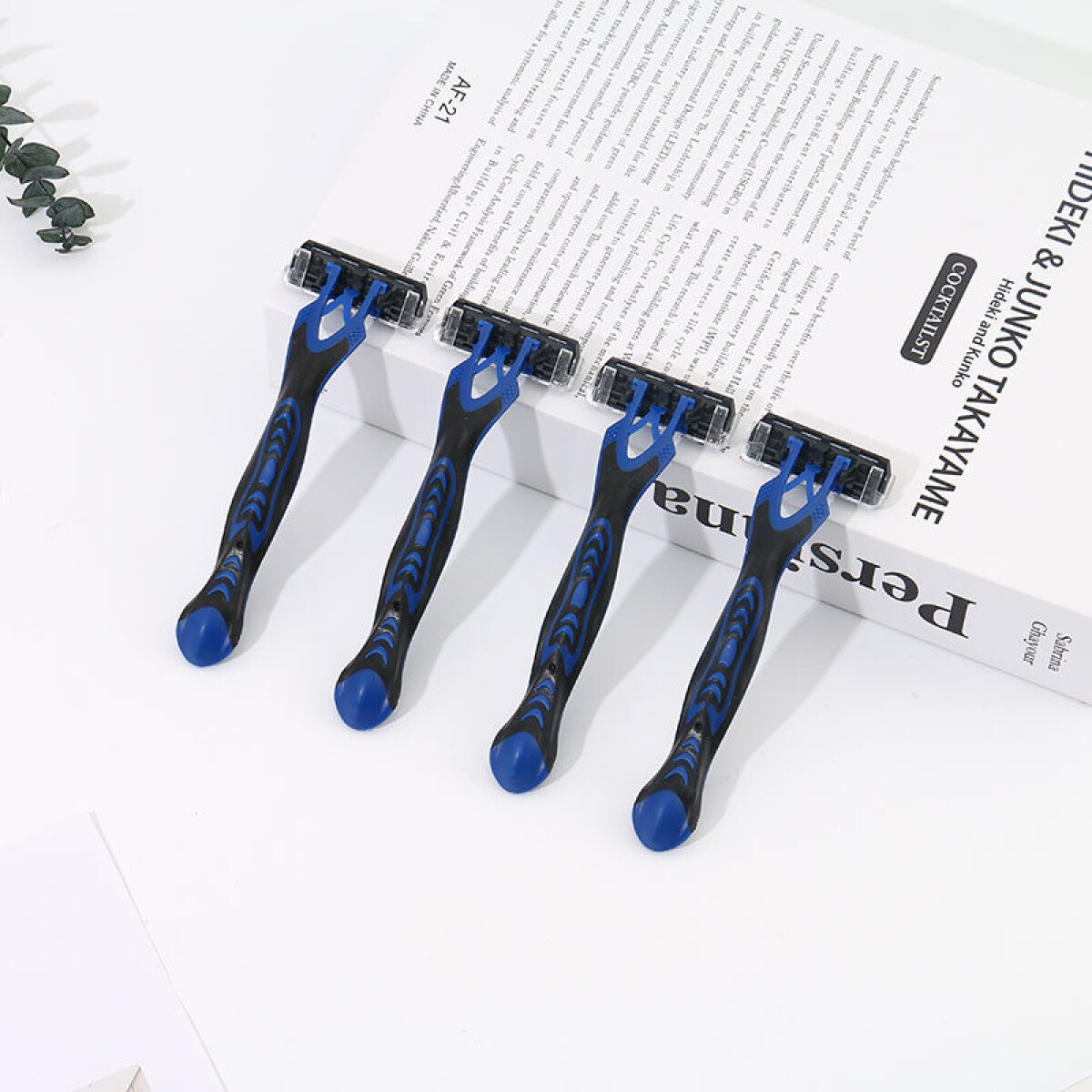 Afeitadora Desechable De 3 Hojas - 4 Unidades 