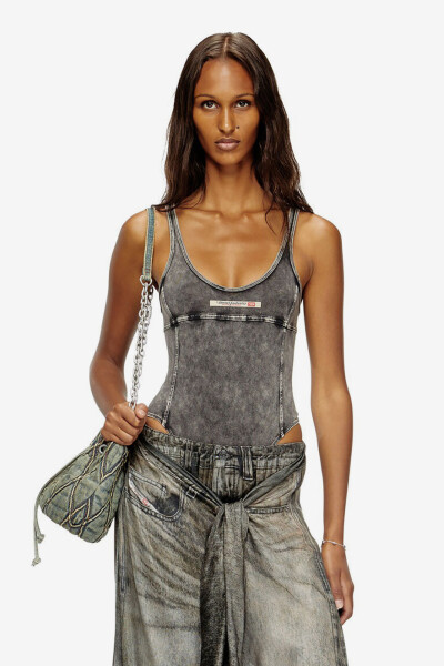 PHOEBE-DNM UW BODY Negro