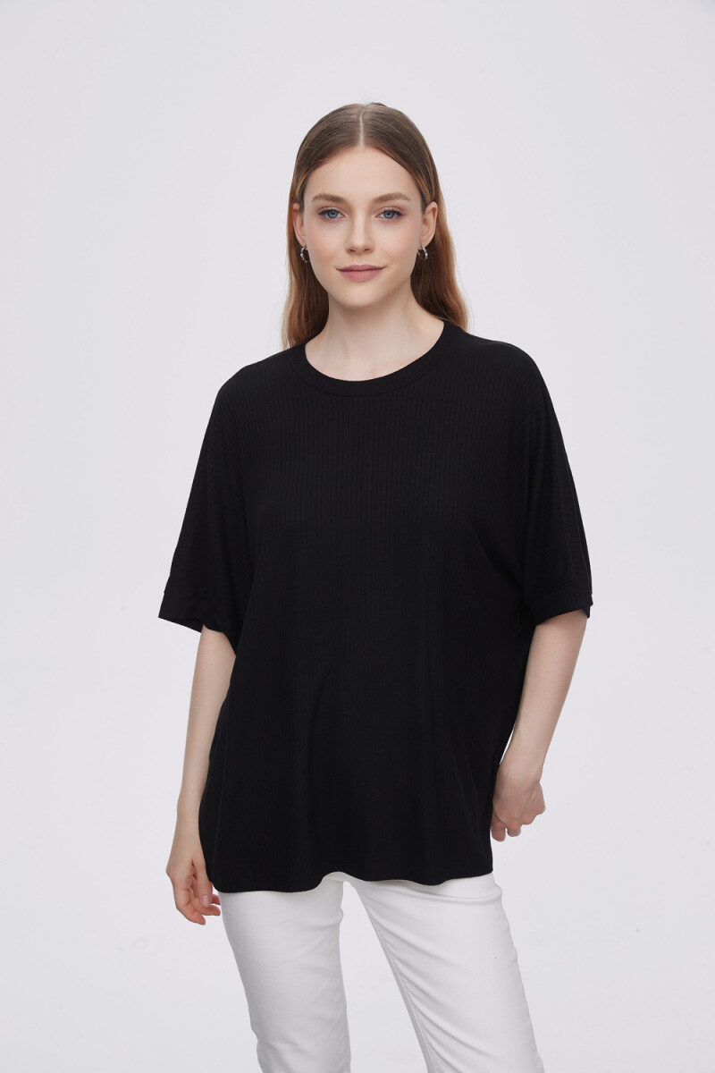 Remera Whynder - Negro 