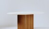 Mesa de Comedor 1.6 Oval - Línea Manhattan Blanco/Marrón