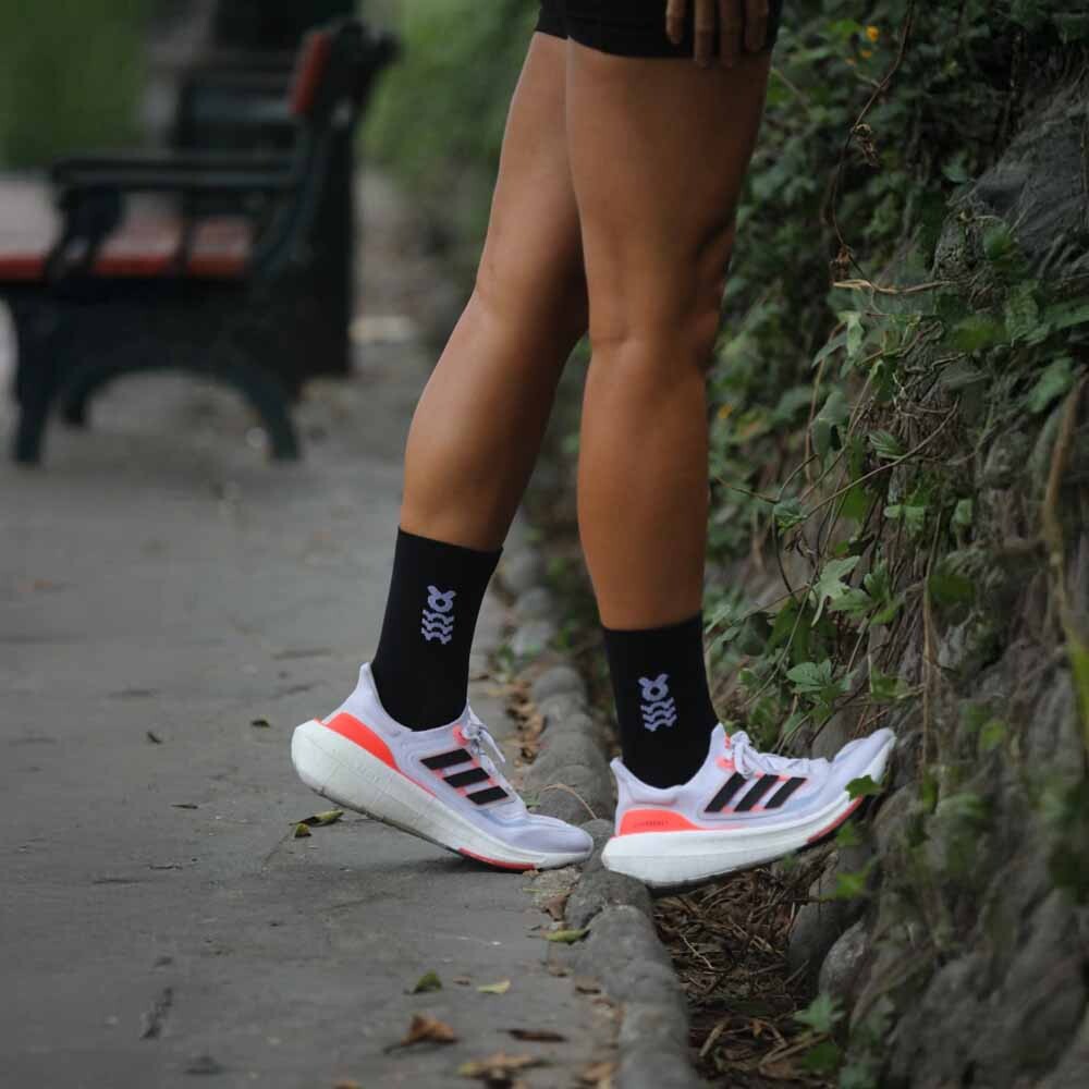 Medias Running Today is Runday Unisex Negro