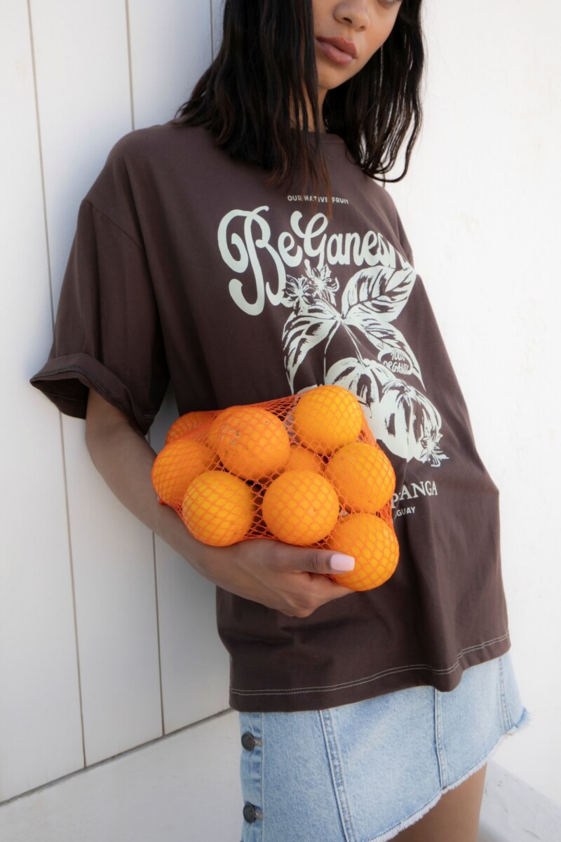 T-shirt Pitanga - Marron 