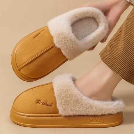 Pantufla Gamuza con Corderito Super Abrigada Antideslizante Beige