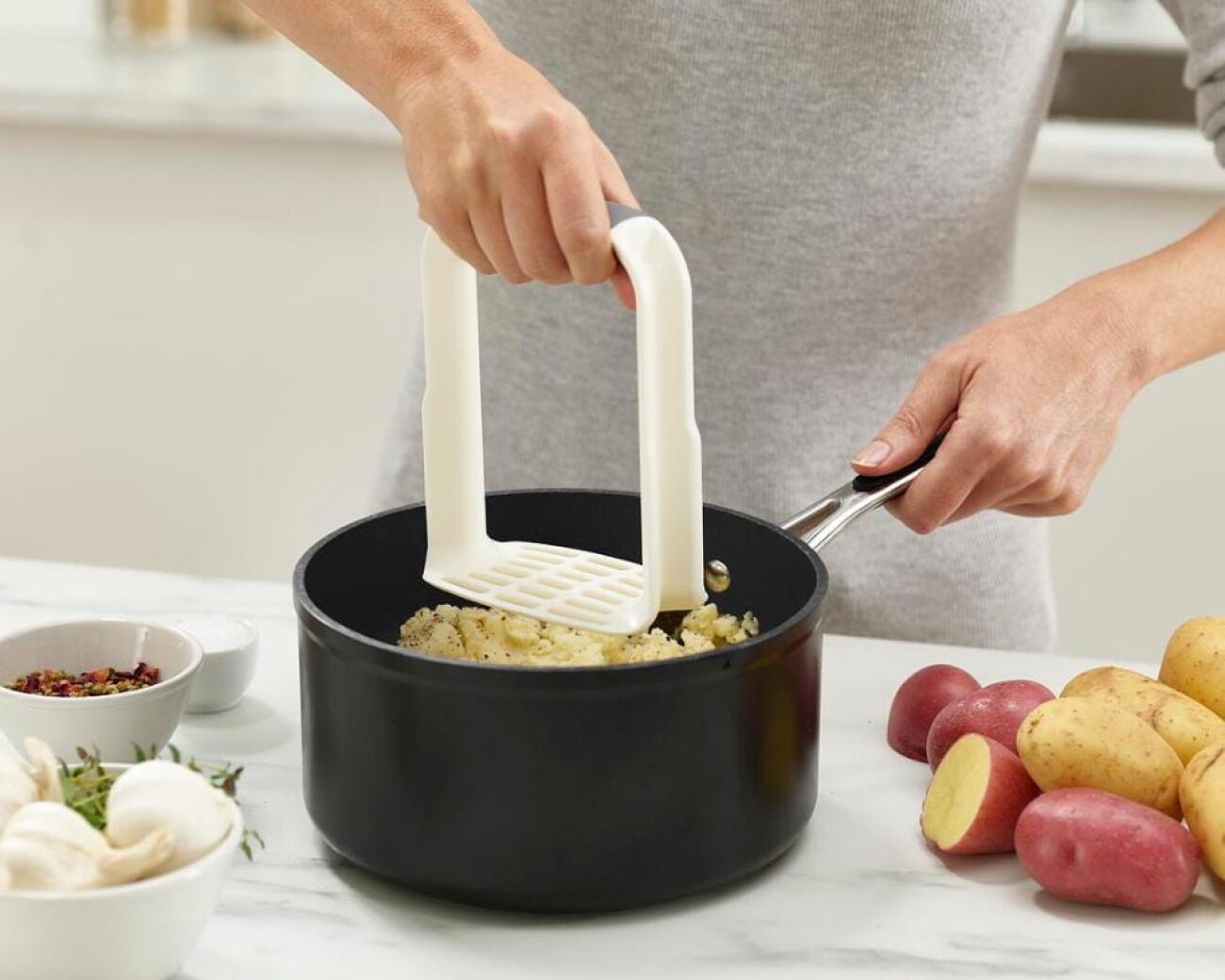 Pisa papas ergonómico Pisa papas ergonómico